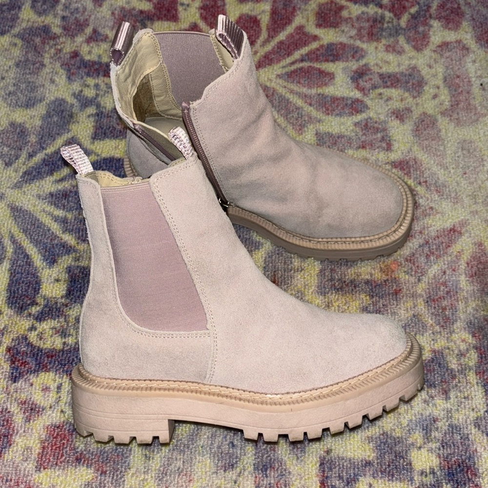 Laguna Mini Chelsea Boots